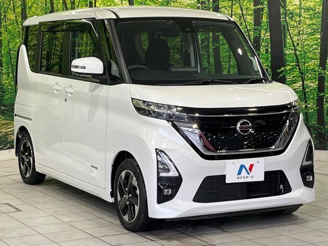 大好評のボディコーティング「弾スプラッシュコート」もご納車までに施工可能。通常のガラスコートと異なる、耐久年数6年の無機質ガラスコーティングが、ボディをキレイな状態に保ってくれます。