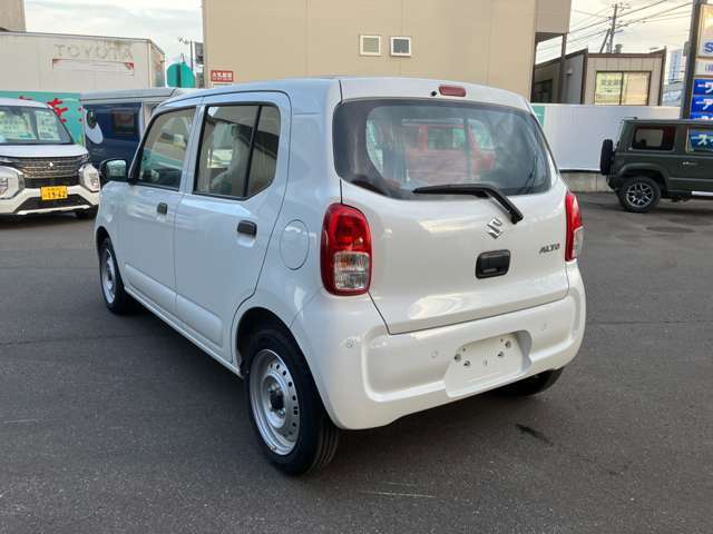 国交省の代わりに車検認定ができる「陸運局指定工場」の資格をもっており、熟練の整備士や国家資格を持った整備士が揃ってます！