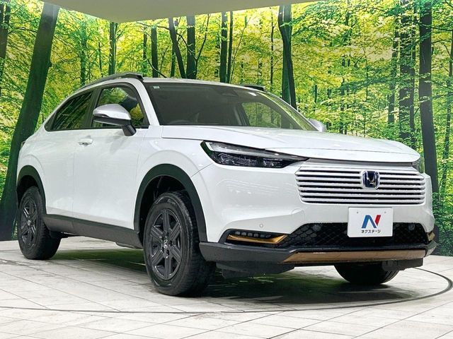 大好評のボディコーティング「弾スプラッシュコート」もご納車までに施工可能。通常のガラスコートと異なる、耐久年数6年の無機質ガラスコーティングが、ボディをキレイな状態に保ってくれます。