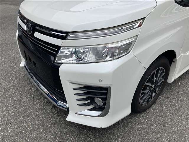 整備工場を併設していますので整備や車検もお気軽にどうぞ♪
