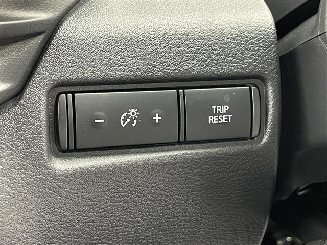 【運転席操作部】快適なドライブを楽しむための機能が装備されています！運転席から触れるので、使いやすいです！除菌プランいれていただくと、さらに清潔で安心していただけます！
