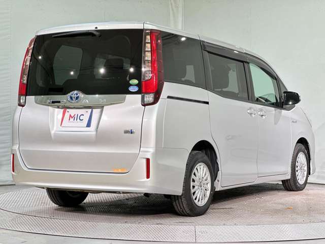 お近くの方はぜひご来店を♪ 車検付のお車はご試乗も可能ですので装備や状態をしっかりとご確認頂けます。