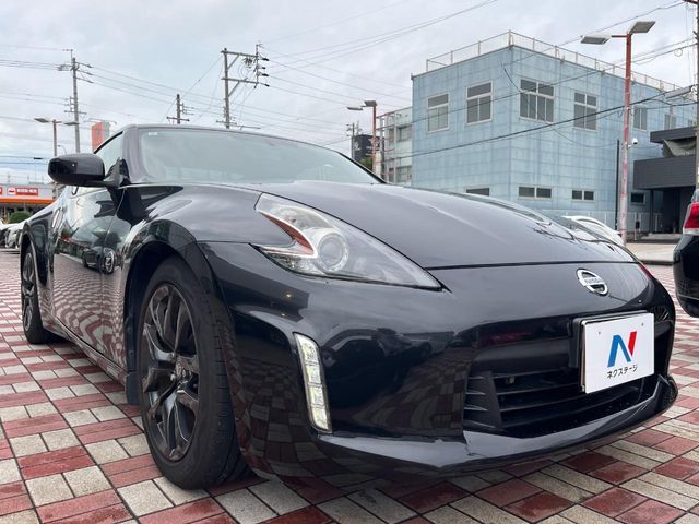 大好評のボディコーティング「弾スプラッシュコート」もご納車までに施工可能。通常のガラスコートと異なる、耐久年数6年の無機質ガラスコーティングが、ボディをキレイな状態に保ってくれます。