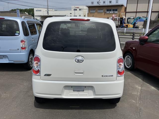 静岡ダイハツの中古車は、展示前に徹底した洗車や室内清掃を実施しております。