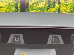 【スズキ　セーフティサポート】走行中に前方の車両等を認識し、衝突しそうな時は警報とブレーキで衝突回避と被害軽減をアシスト。より安全にドライブをお楽しみいただけます。
