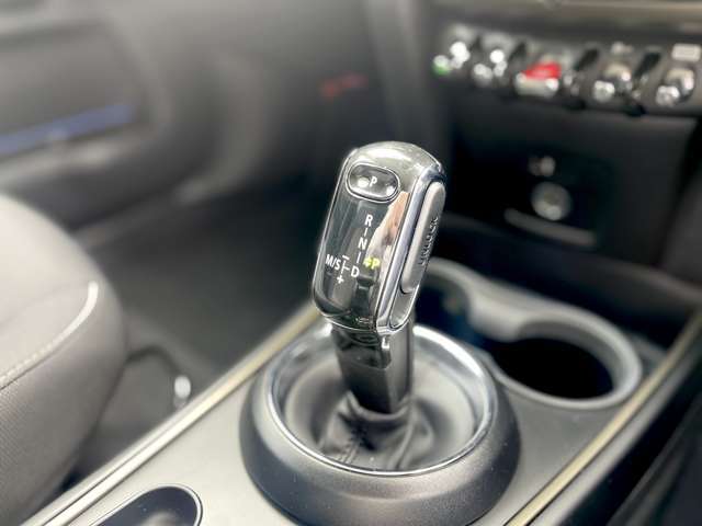 ローンは頭金0円から、支払い回数は120回払いまでOK。事前審査可能ですのでスタッフまでご相談下さい　※審査の結果、ご期待に添えない場合もございます。