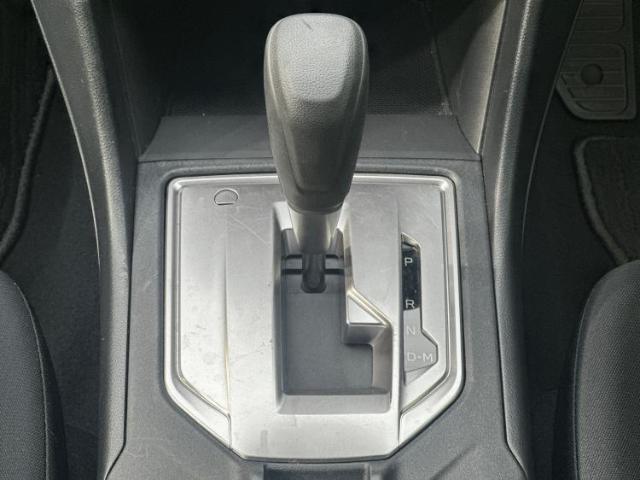 国産車から輸入車まで多様なお客様のニーズのお応えできるように、全国規模で豊富な在庫展開！車のことならWECARSへ！