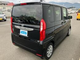 全国に店舗を展開しているのでどこでもお取り寄せが可能です！この車が気になるけど遠方だから・・・と諦める必要はありません！※別途陸送費が必要です。