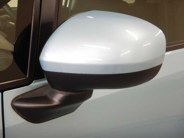 最新の入庫・販売情報などは当社ホームページhttp://www.carparco.comまで☆