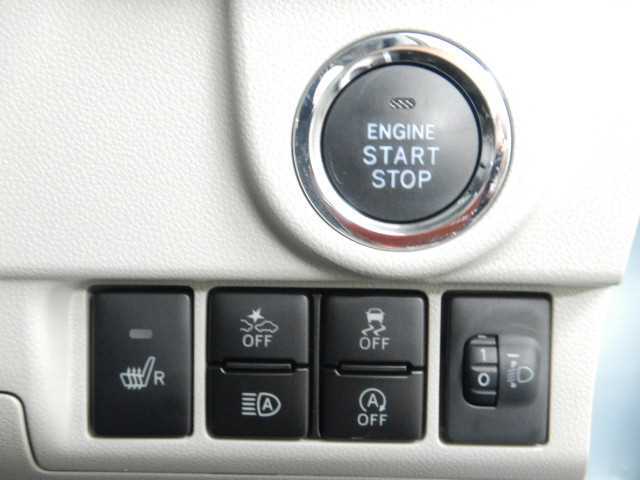 ☆自社のサービス工場（認証工場）も併設しておりますのでメンテナンスから車検までOK！損害保険資格を持つスタッフによるアドバイスもご利用下さい！
