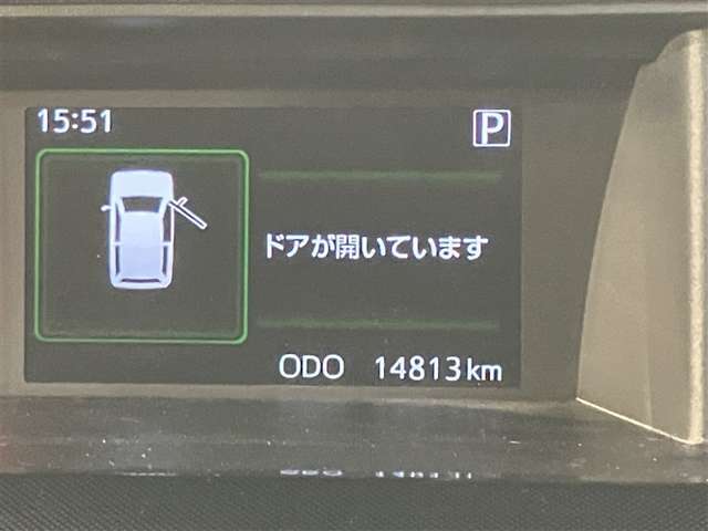 いまや必須装備「ナビゲーション」搭載！知らない場所にスイスイッとドライブ。もう、これなしではハンドルを握れませんね！でも運転中の操作は危険ですのでご注意ですね☆