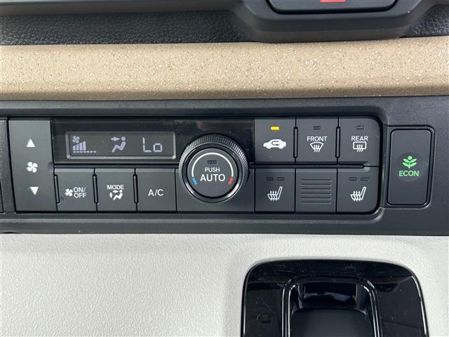 【運転席操作部】快適なドライブを楽しむための機能が装備されています！運転席から触れるので、使いやすいです！除菌プランいれていただくと、さらに清潔で安心していただけます！