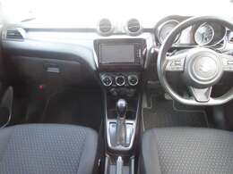 ご納車後も安心なプレミアム保証をご提案いたします。ナビや電装品、エアコンなども含めた600項目の充実した保証内容と安心のロードサービス付帯でサポートいたします。詳細はお尋ねください。