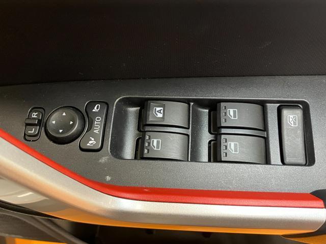 電動格納ミラー、パワーウインドウ