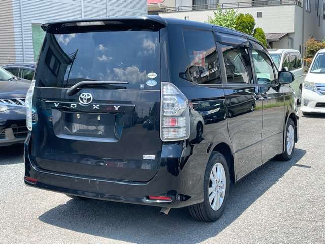展示前に全車クリーニング実施！更に、納車前に再度クリーニングいたします！
