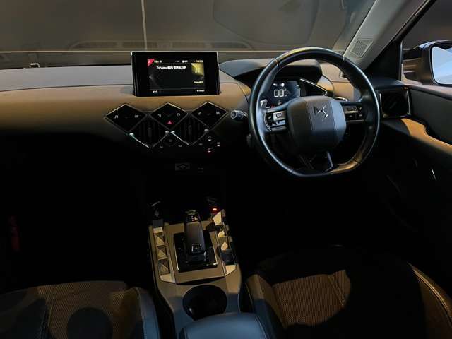 【オンライン商談・全国納車可能】 無料お電話でのお問い合わせ：0078-6003-299926  営業時間：10:00~19:00 定休日：水曜日