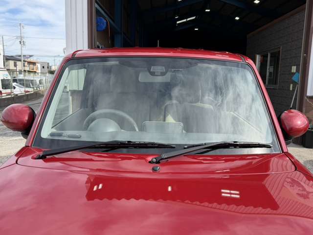 当社自慢のお車です。他にも多数の写真でご紹介しておりますので、まずはご覧になってください。いろんなところをチェックできますよ。