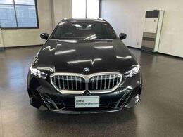 ●Yanase　BMWプレミアムセレクション中川店　【　名古屋市中川区法華1丁目248　】