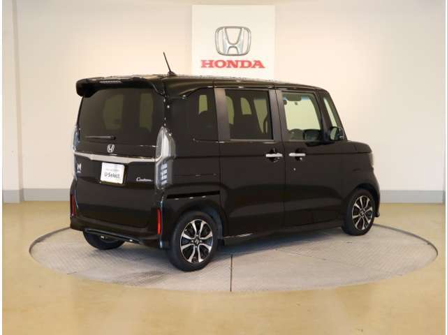 Honda認定中古車ディーラーだからこそ「安心 安全 信頼 満足」のサービスを提供いたします。保証制度やメンテンスパックはもちろん、安心のための自動車保険にJAFなども取り扱っております。