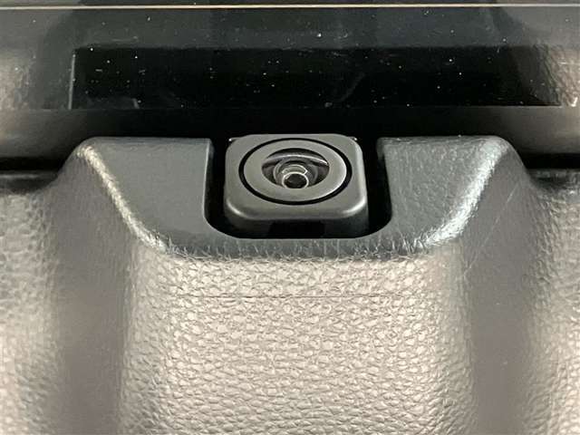 ご購入して頂いた車両は、ご納車前に、しっかり点検・整備してからの、ご納車になります。点検箇所は、エンジンオイル交換・ブレーキ点検・調整・その他を確認の上、ご納車致します。