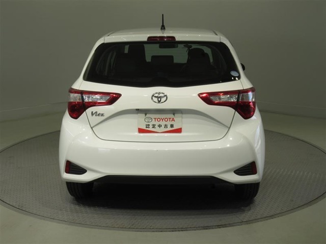 U-Carの販売だけでなく自動車保険、携帯電話の販売も行っております。