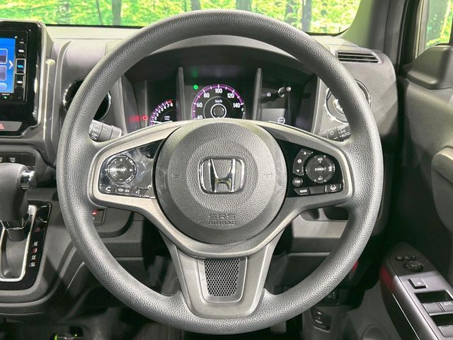 【ステアリングスイッチ】運転中、前方から目線をそらすことなく、オーディオ等の操作が可能な便利機能！安心＆快適なドライブを演出してくれます♪