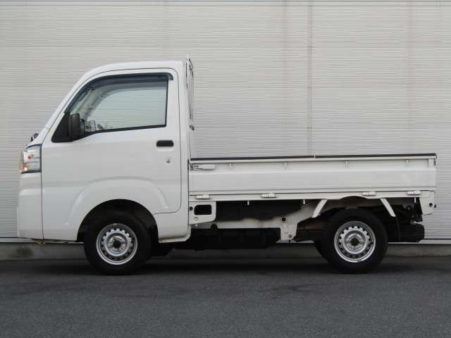 【全国納車実績約1,000台】ご自宅や職場など、ご指定いただいた場所まで大事なお車を安全かつ迅速にご納車いたします。特典には一部条件有。