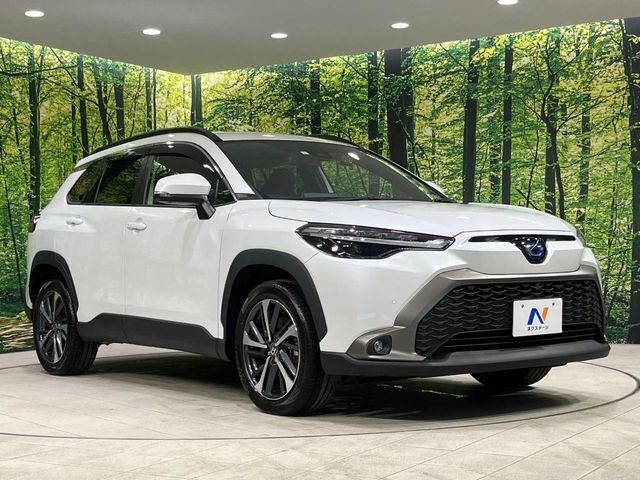 大好評のボディコーティング「弾スプラッシュコート」もご納車までに施工可能。通常のガラスコートと異なる、耐久年数6年の無機質ガラスコーティングが、ボディをキレイな状態に保ってくれます。