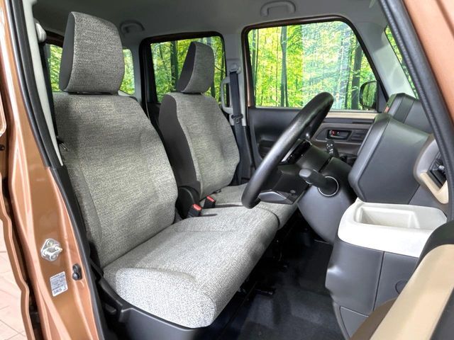 もちろん車内はキレイです♪よりクリーンな状態をキープしたいお客様には『ナノゾーンコート』がおすすめ！新型コロナウイルス対策や、除菌・消臭に効果を発揮し多くの方にご好評いただいております。