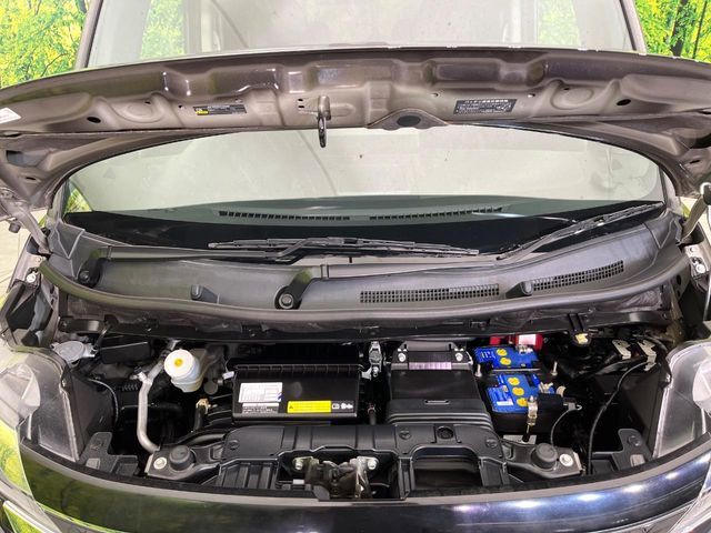 親切・丁寧な専門メカニックスタッフが応対！・車検・点検整備・事故等の修理などアフターサービスも安心。お車のカスタマイズもネクステージのサービススタッフまでご相談ください！