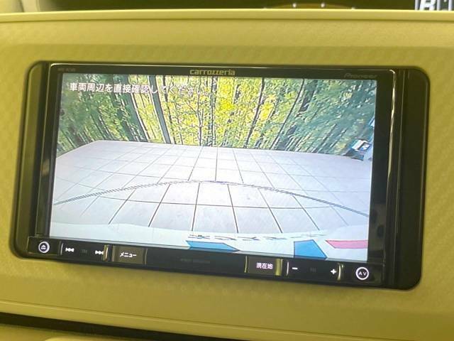 【バックカメラ】駐車時に後方がリアルタイム映像で確認できます。大型商業施設や立体駐車場での駐車時や、夜間のバック時に大活躍！運転スキルに関わらず、今や必須となった装備のひとつです！