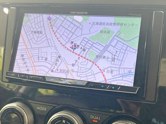 【ナビゲーション】目的地までしっかり案内してくれる使いやすいナビ。Bluetooth接続すればお持ちのスマホやMP3プレイヤーの音楽を再生可能！毎日の運転がさらに楽しくなります！！