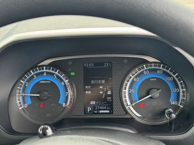 【メーター周り】※2025年5月現在の走行距離は27464kmです☆展示車移動で若干走行距離が増加する場合がございます！