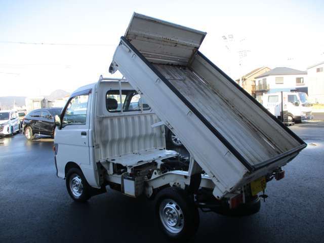 当店はお車の販売の他、買取の無料査定もおこなっておりますので、お気軽にご相談下さい！