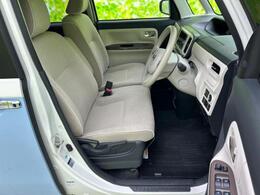 「この車の写真をもっと見たい」「状態が気になる」「この装備はついている？」どんな小さな疑問でもお気軽にお問い合わせください！