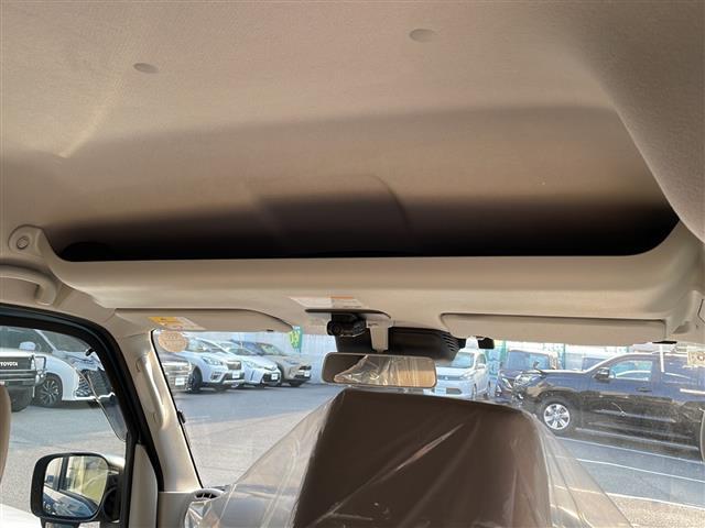 気になる車はすぐにお問い合わせください！画面右側の0066から始まる無料ダイヤルからお問い合わせ下さい！専門スタッフがお車のご質問にお答えいたします！