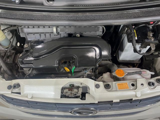 親切・丁寧な専門メカニックスタッフが応対！・車検・点検整備・事故等の修理などアフターサービスも安心。お車のカスタマイズもネクステージのサービススタッフまでご相談ください！