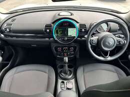 LIBERALA野々市の物件をご覧いただきまして誠にありがとうございます。心ゆくまでおクルマ選びをお楽しみください。