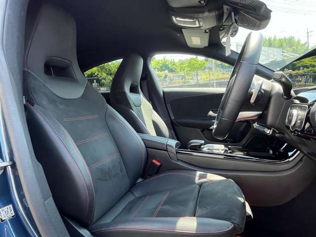 オンライン（ZoomやGoogleMeet）にてお車のご案内も可能です！”エンジンをかけてほしい！”や”車両状態の詳細を知りたい”など何でもお申し付けください！