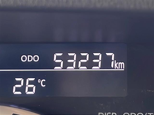 【スピードメーター】メーターがシンプルで見やすく運転しやすいですね！