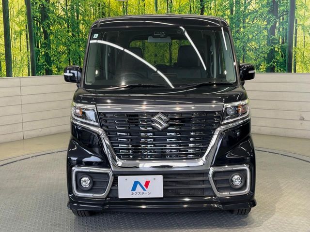 弊社では、全車『修復歴なし』のお車のみ取り扱っております。専任バイヤーによる厳選した仕入れの後、入庫後の車両チェックを行い、ネクステージが認定した高品質な中古車をご提供しております。