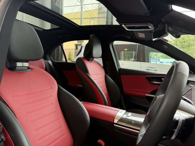 第三者機関による評価点を基準に、4.5点以上の良質車のみを展示しております。お車の品質や状態を特に気にされるお客様は、是非一度当店へお越し下さい。きっとご満足のいくお車が見つかります！