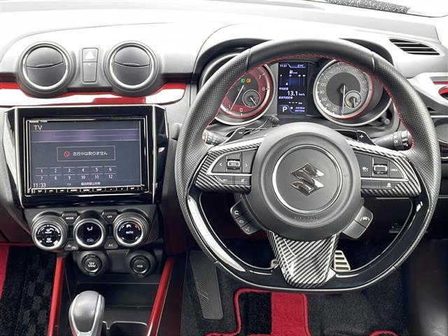 車両販売と整備・保証・クリーニングなどのサービスを自由にお選び頂けます。 その上お値打ちなクルマばかりです。 サービスは必要な分だけお選び下さい。