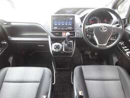 ご納車後も安心なプレミアム保証をご提案いたします。ナビや電装品、エアコンなども含めた600項目の充実した保証内容と安心のロードサービス付帯でサポートいたします。詳細はお尋ねください。