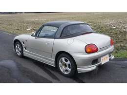 JAF業務を行っております。その他、自動車保険等の取り扱いもございますので、お気軽にご相談ください。