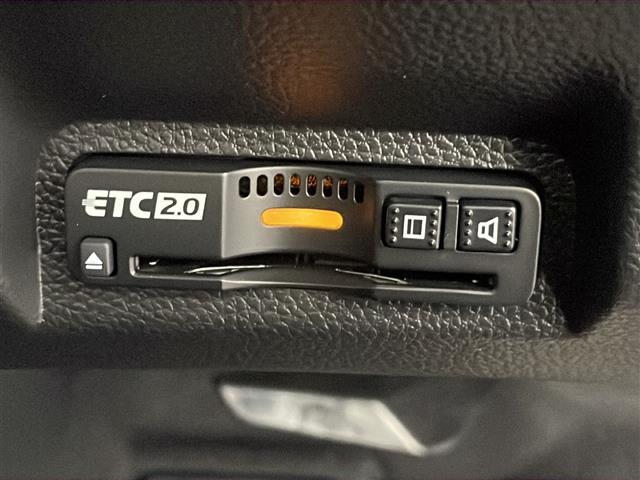 ◆【ETC】有料道路を利用する際に料金所で停止することなく通過できる、ETC車載器（ノンストップ自動料金収受システム機器）が装備されています。セットアップを行うことで利用可能になります。