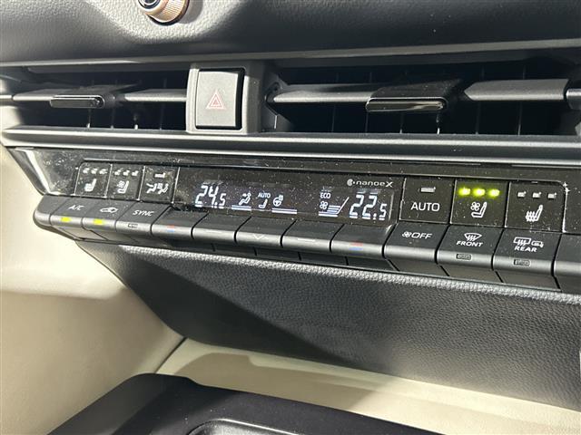 【運転席操作部】快適なドライブを楽しむための機能が装備されています！運転席から触れるので、使いやすいです！除菌プランいれていただくと、さらに清潔で安心していただけます！