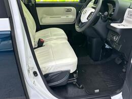 「この車の写真をもっと見たい」「状態が気になる」「この装備はついている？」どんな小さな疑問でもお気軽にお問い合わせください！