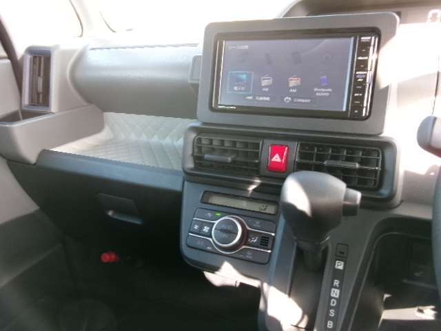 オートエアコンで快適