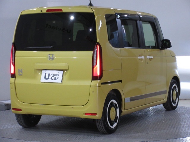 ●納車から1年間の無料保証（ホッと保証）が付いています。万一の保証修理は、全国のホンダディーラーをご利用いただくことができます。お近くのお客様も遠方のお客様も安心してご購入いただくことができます。